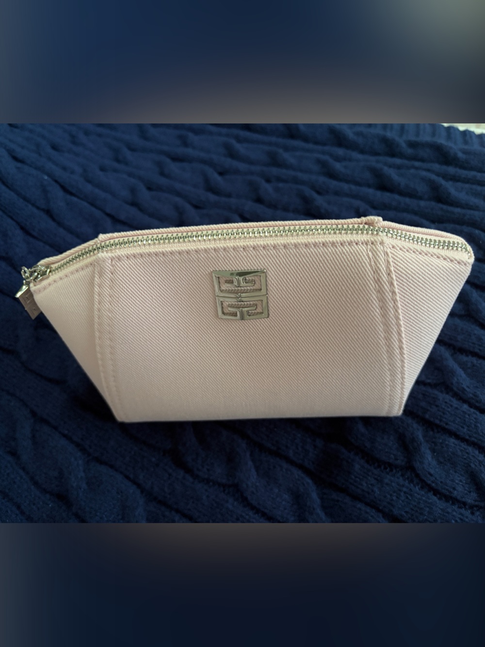 GIVENCHY Blush Pink MAKE UP BAG with  Logo